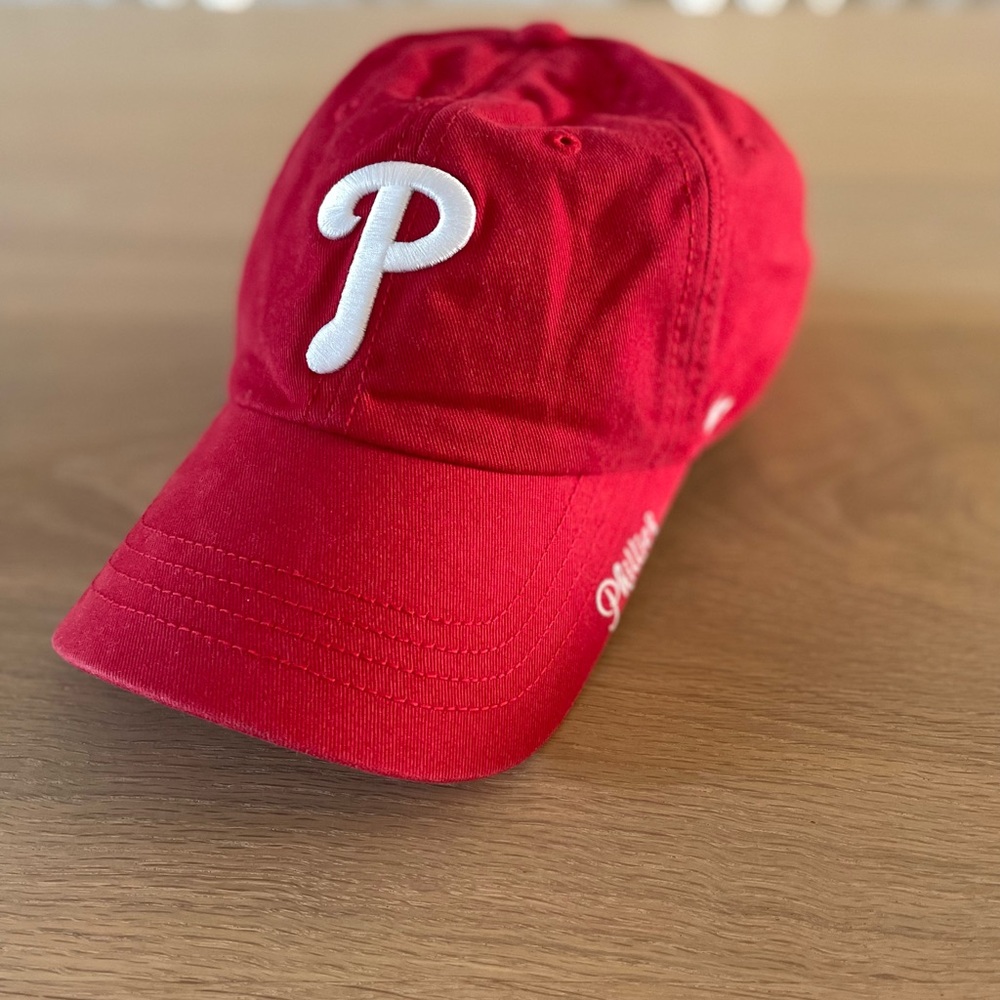 ‘47 Women’s Phillies Hat